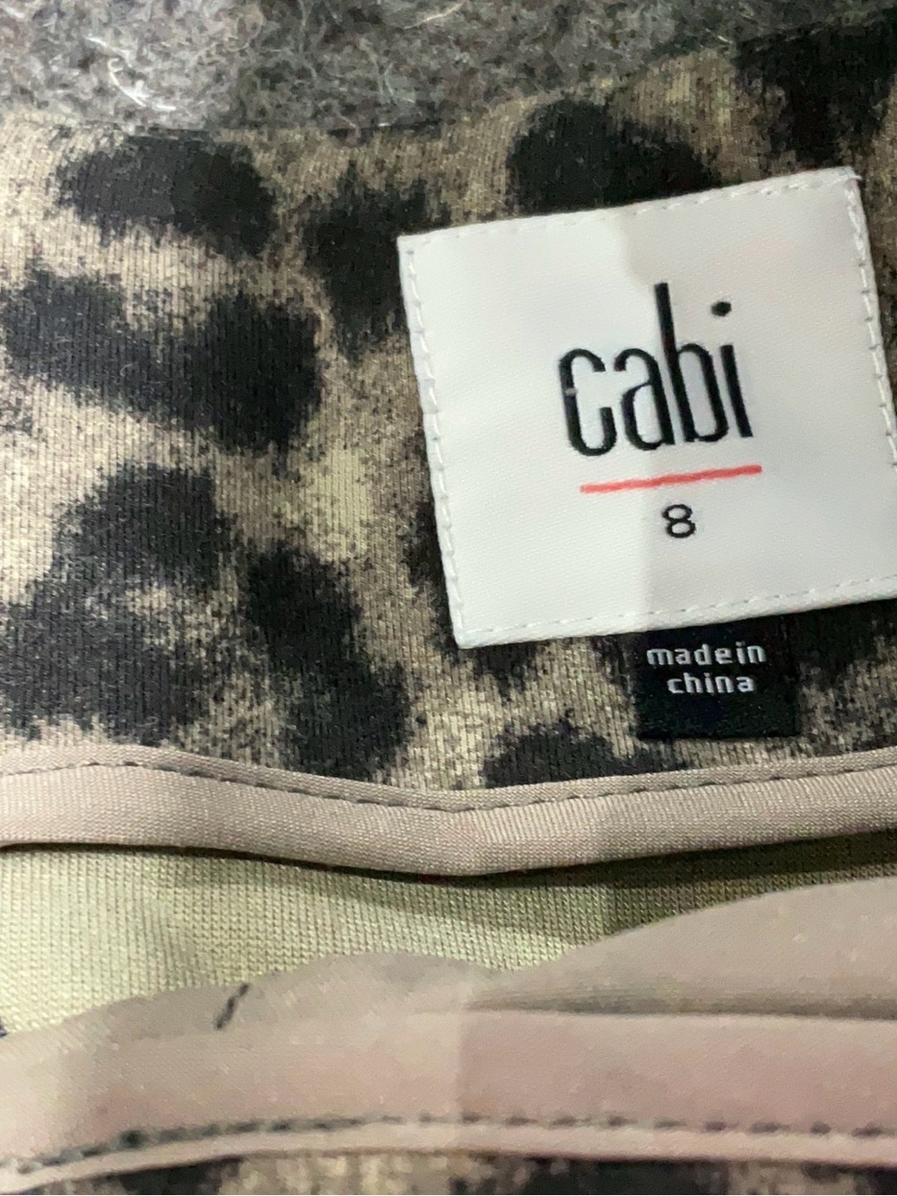 CAbi Animal-Print Pencil Skirt in Black and Taupe - Size 8 - New Condition - Picture 3 of 8